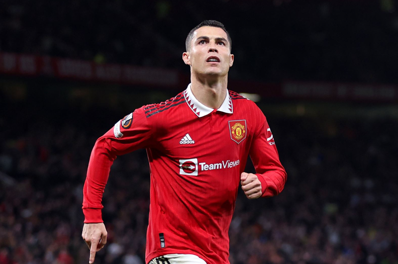 Cristiano Ronaldo đã đưa số 7 lên một tầm cao mới với thương hiệu CR7 cùng những kỷ lục ghi bàn vô tiền khoáng hậu.